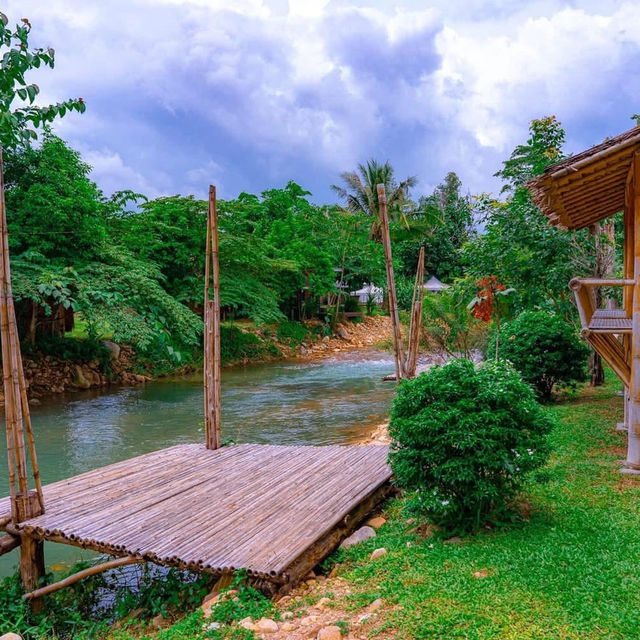 ลานกางเต็นท์ และที่พักติดริมน้ำสระบุรี