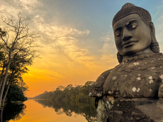 จุดลับชมพระอาทิตย์ตกดินที่นครวัด Sunset 🌅 