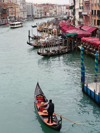 24 Hours in Venice: Canals, Cafés, and Classic Views