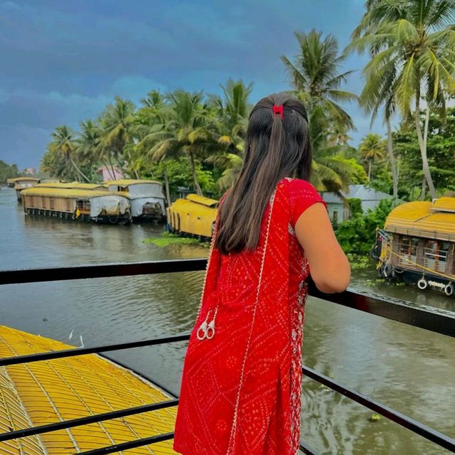 🌅 Awesome Views of Alleppey – A Picture-Perfect Paradise! 🚤🌴