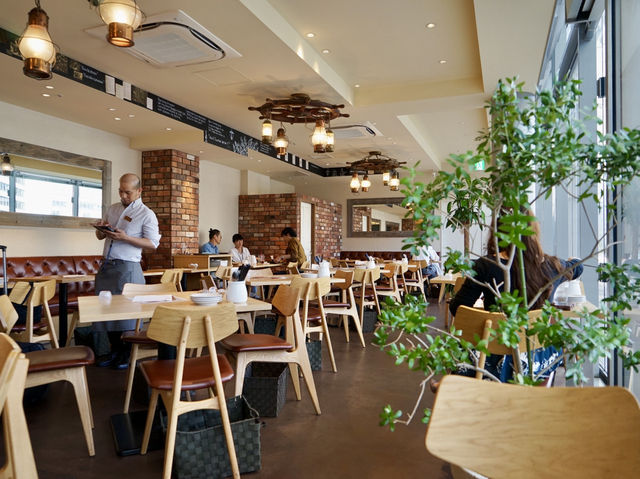 A Sweet Escape at Volputas Café: A Perfect Spot Near Tokyo Station