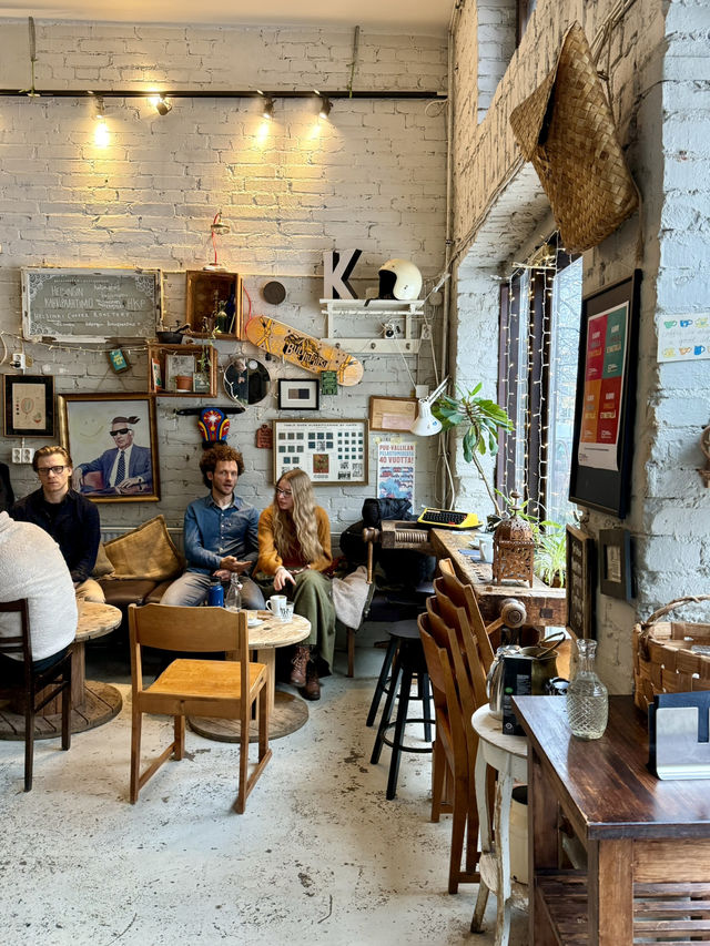 Cozy Coffee Break at Helsingin Kahvipaahtimo☕✨🇫🇮
