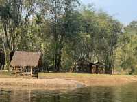 ห้วยขะเนขี้เท่อร์ : สถานที่พักผ่อนหน้าร้อนท่ามกลาง