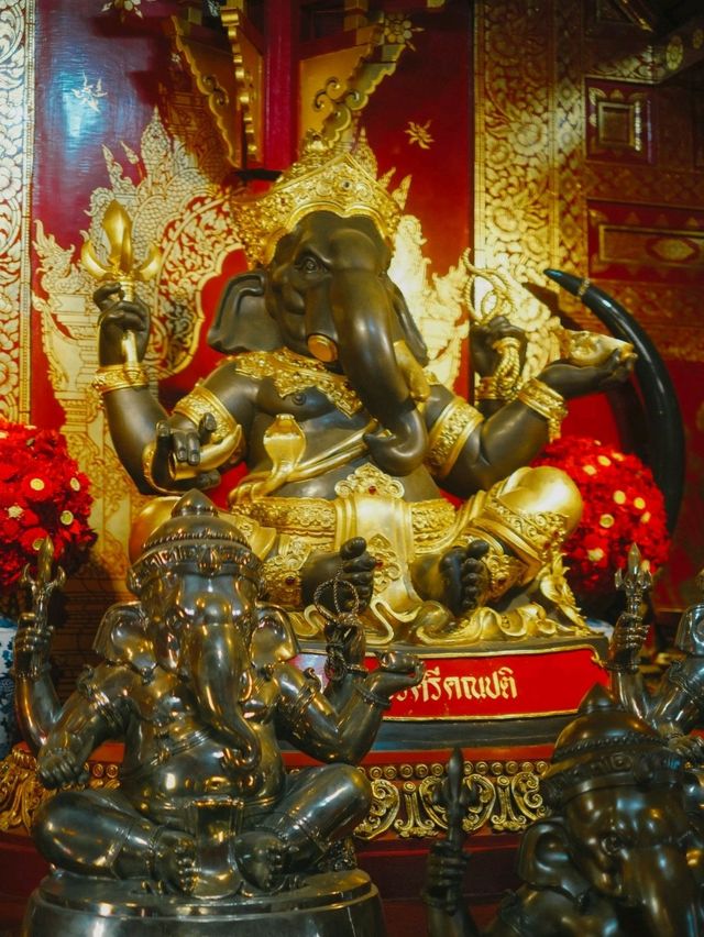 สายมูต้องมา! วัดป่าแดด เชียงใหม่