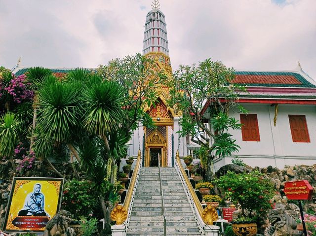 泰國曼谷市中心唐人街老城區古跡寺廟老建築市場一日遊行程，適合打卡拍照📸