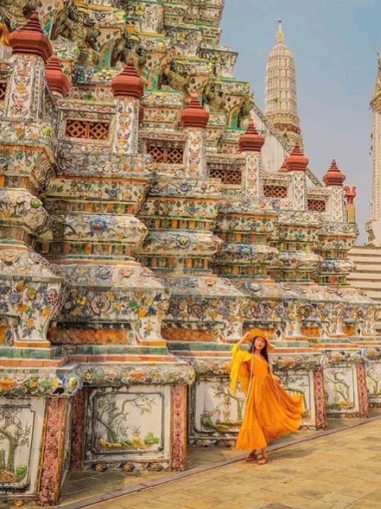 ✨ Bangkok: A City of Temples, Tastes & Thrills! 🇹🇭🏙️