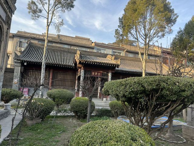 Exploring Tranquility: The Great Mosque in Xi’an’s Hui Muslim Quarter