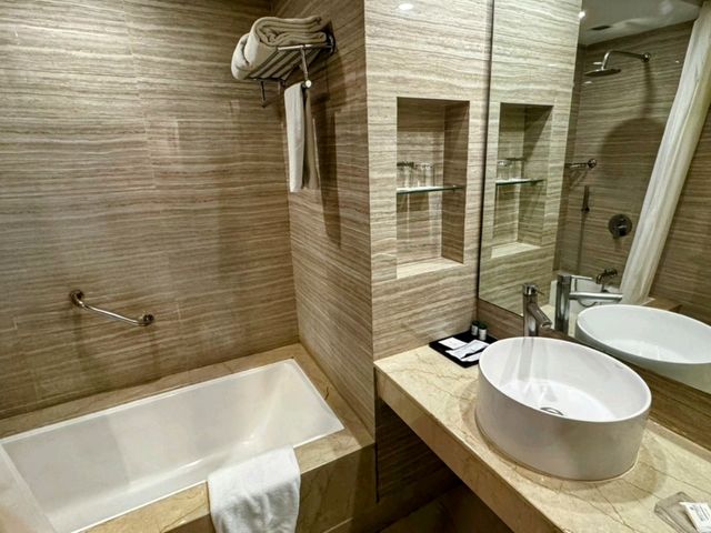 瓦拉納西，入住印度北方恆河畔的聖城 Radisson Hotel Varanasi