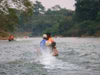 Vang Vieng เสน่ห์เมืองลาว