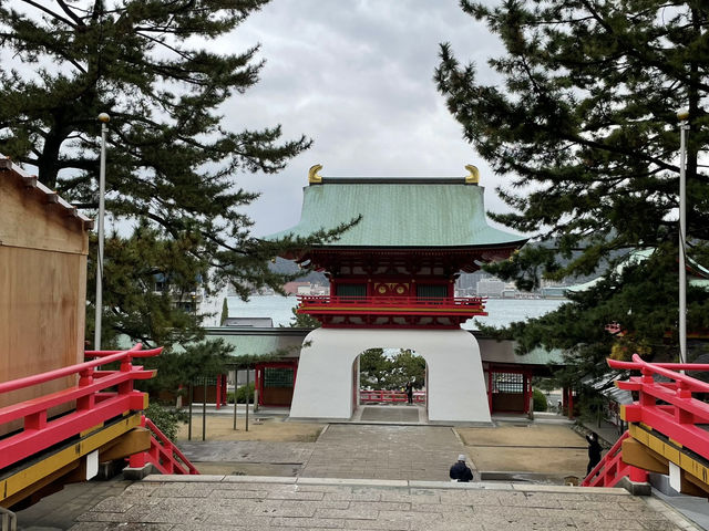 【山口】竜宮城のような外観・赤間神宮