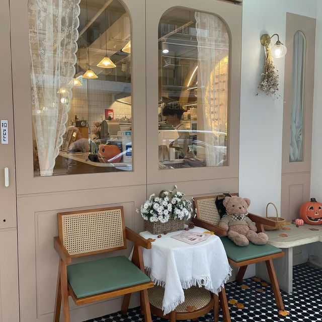 靚靚打卡cafe
