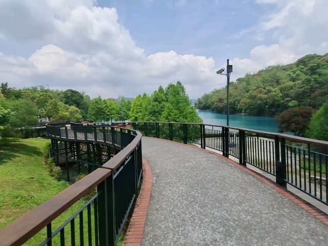 日月潭，湖光山色 ～誰能不愛