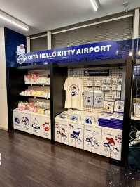 【大分】万博期間中限定！大分ハローキティ空港✈️