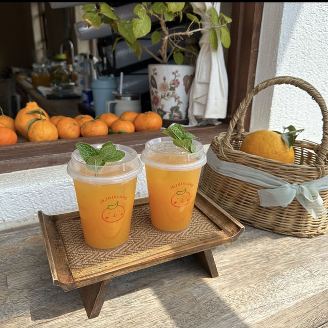 カムタナム