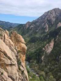 Title: Climbing to the Clouds – Ulsanbawi’s Majestic Challenge