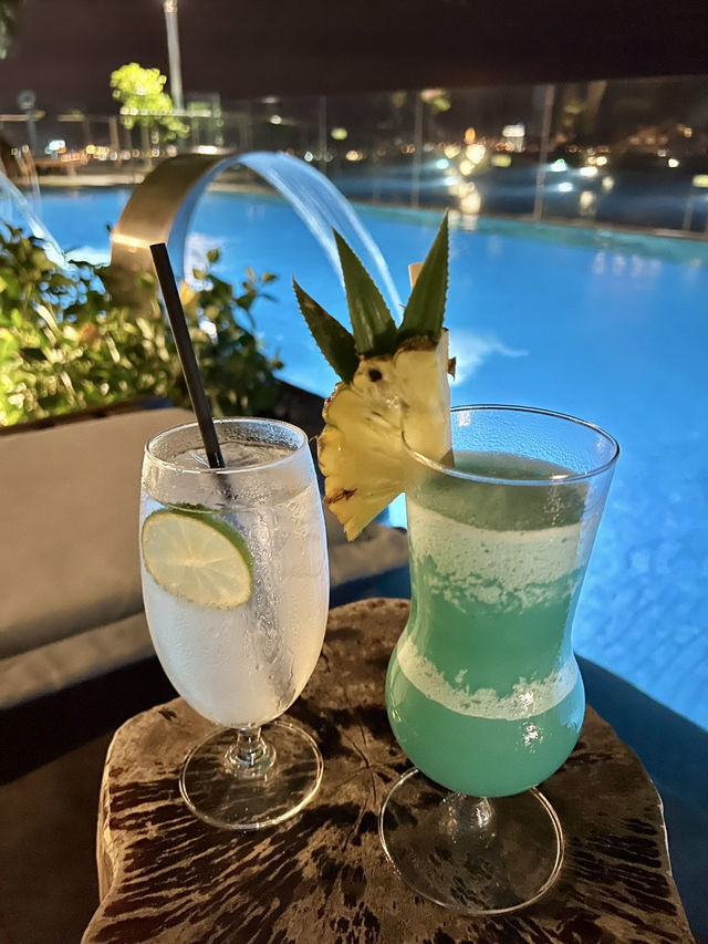A Chill Day in Da Nang – ☀️ Beach, Bites & Rooftop Vibes
