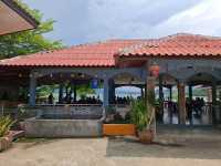 ร้านอาหารชายหาด แก่งกระจาน