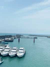 淡水漁人碼頭：吹海風、搭船、踩沙灘的一日悠閒行