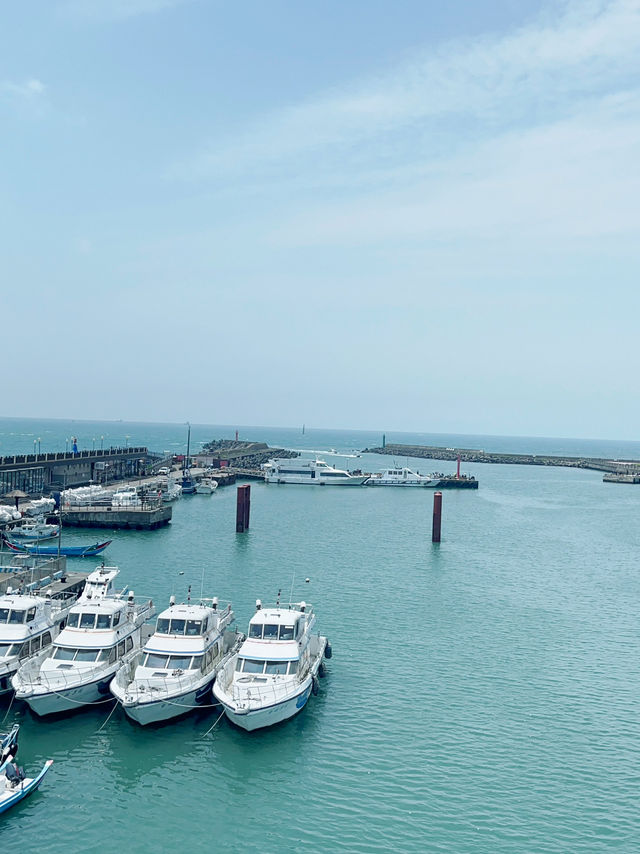 淡水漁人碼頭：吹海風、搭船、踩沙灘的一日悠閒行