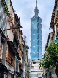 🌆 Touch the Sky – Taipei 101's Towering Wonder!