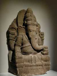 Buddhist and Hindu art ephiphany in South East Asia 
