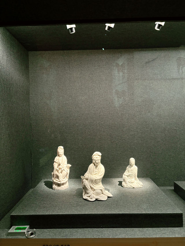 ย้อนเวลาในโลกประวัติศาสตร์จีน ย้อนเวลาในโลกประวัติศาสตร์จีน