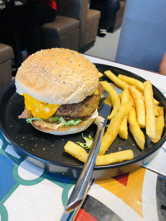 肉汁滿滿的漢堡包🍔