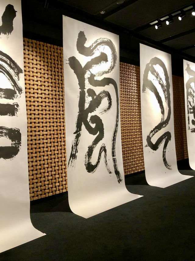 A Day of Art and Elegance in Minato, Tokyo 🖼️✨