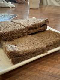 Kuu Comforts: Where Local Favourites Meet Café Chic in Eco Botani