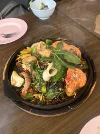 ร้านเจ๊แพร โคตร-ละ-ยำ!!