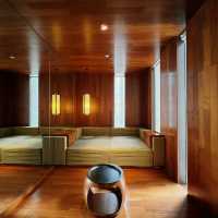 A Harmonious Blend of Luxury and Tranquility