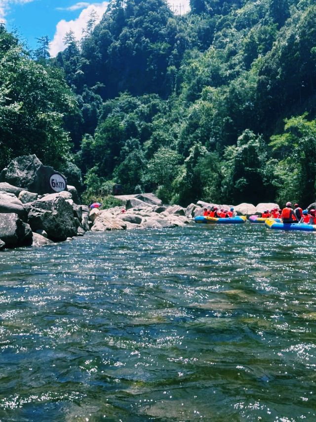 湖南郴州莽山大峽谷漂流遊玩攻略，適合夏天打卡