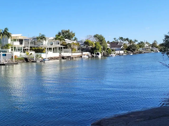 🌊【ヌーサ・ヘッズ（Noosa Heads）】海と森、冒険と癒しのビーチリゾート