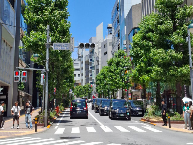 Shibuya in Summer: A Lively Vibe! 🇯🇵☀️