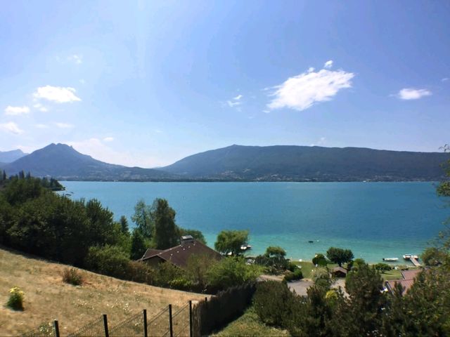 🌿 Annecy | 阿尔卑斯的威尼斯，掉进水彩画的童话