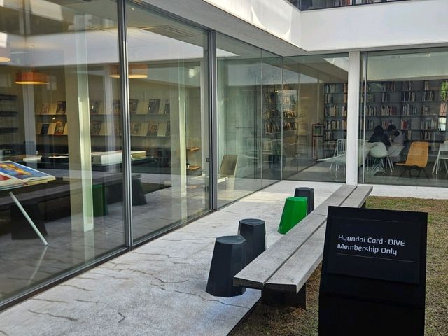 "Hyundai Card Design Library: Where Hanok Meets Helvetica"