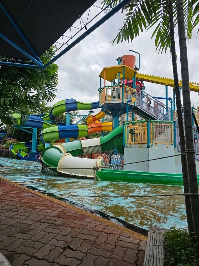 siam amazing park