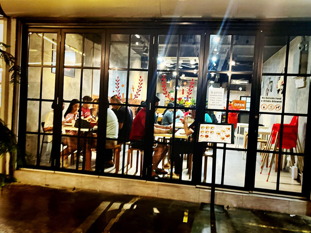 🍜 Carbo & Bites – Cozy Pan Mee Café in Penang’s Summer Heat
