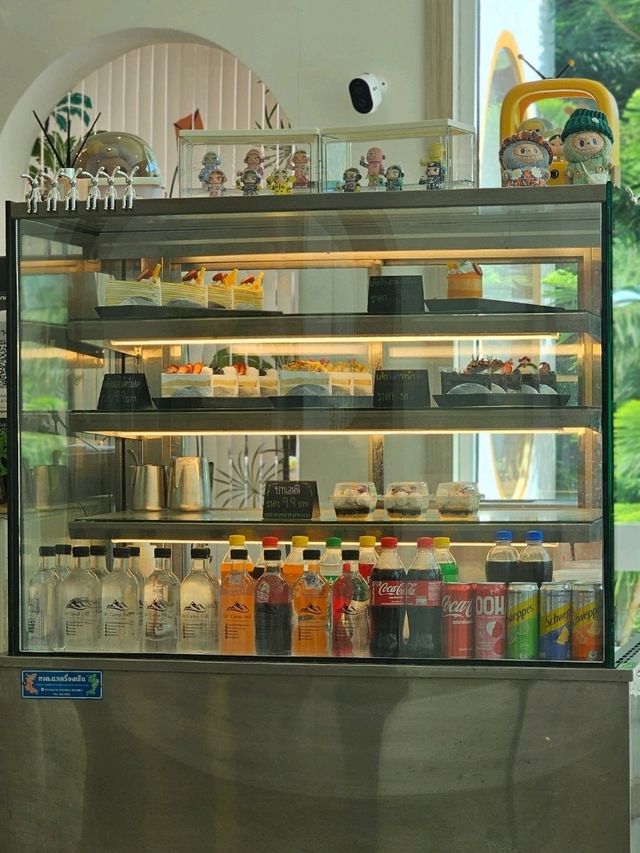คาเฟ่นครนายก
