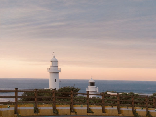 Serene Coastal Views and a Refreshing Stroll