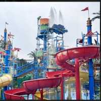 Dive into the Dream: Chimelong’s Water Spectacle 💧🎠