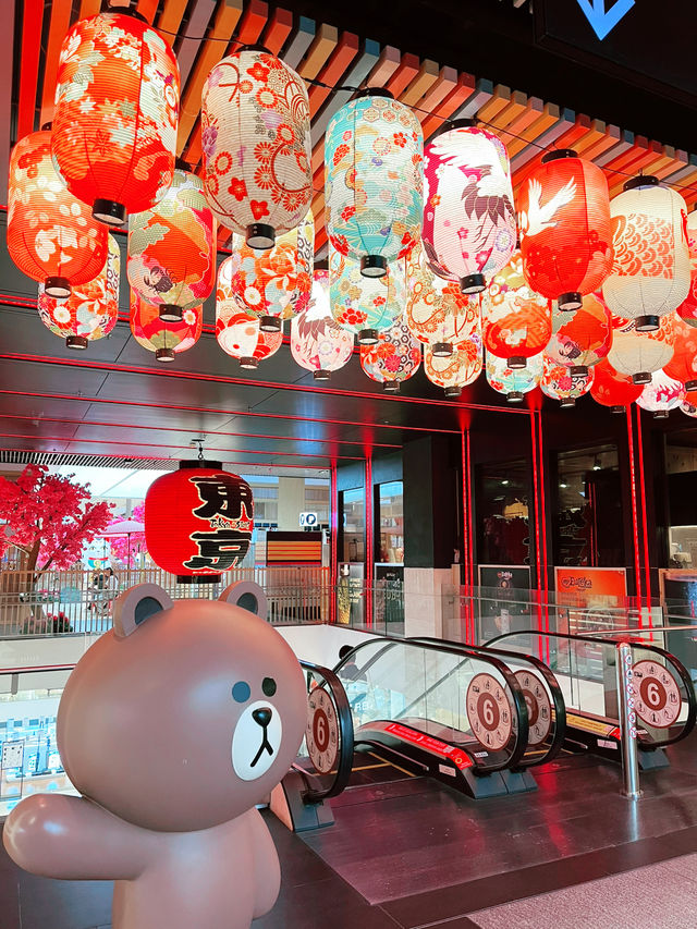 Tokyo Street: A Must-Visit Japanese Experience