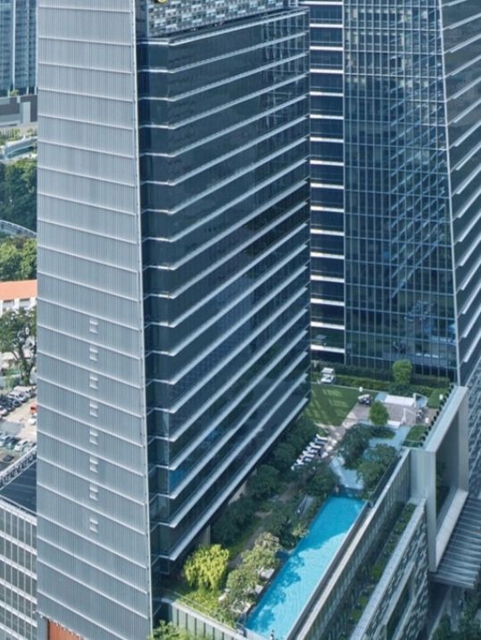 🏨 Marina Bay Sands, Singapore – Where Sky Meets Luxury in the Clouds ☁️✨