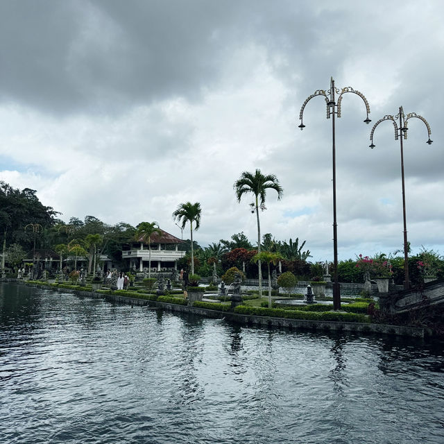 Royal Reflections: The Tranquil Beauty of Tirta Gangga 🇮🇩