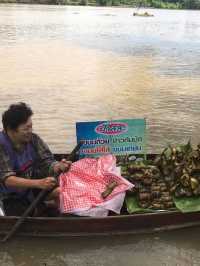 ตลาดน้ำอัมพวา ยามเช้า