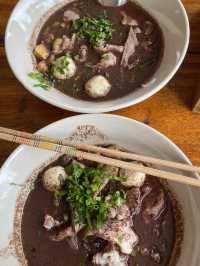 ก๋วยเตี๋ยวตำนานในบาง