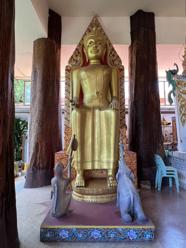 วัดกระทุ่มเสือปลา ย่านอ่อนนุช