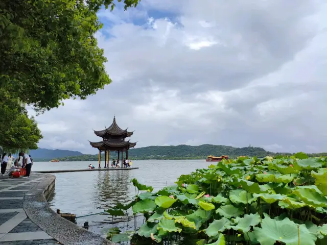 杭州盛夏 4 天 3 夜之旅