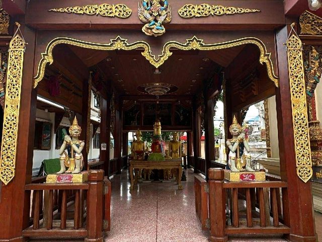 วัดอินทขิล ลำพูน วัดเก่าแก่ตำนานอาณาจักรล้านนา