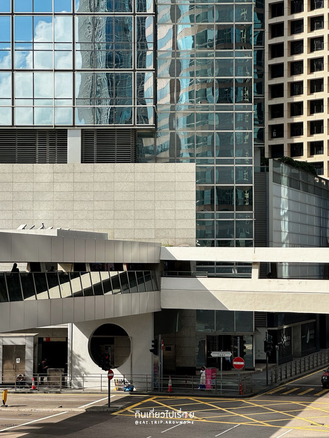 เดินถ่ายรูปกันเพลินๆที่ย่าน Wan Chai - Central